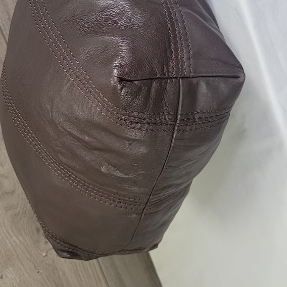 Lucky Brand Brown Leather Crossbody Bucket Shoulder Bag - Picture 6 of 11